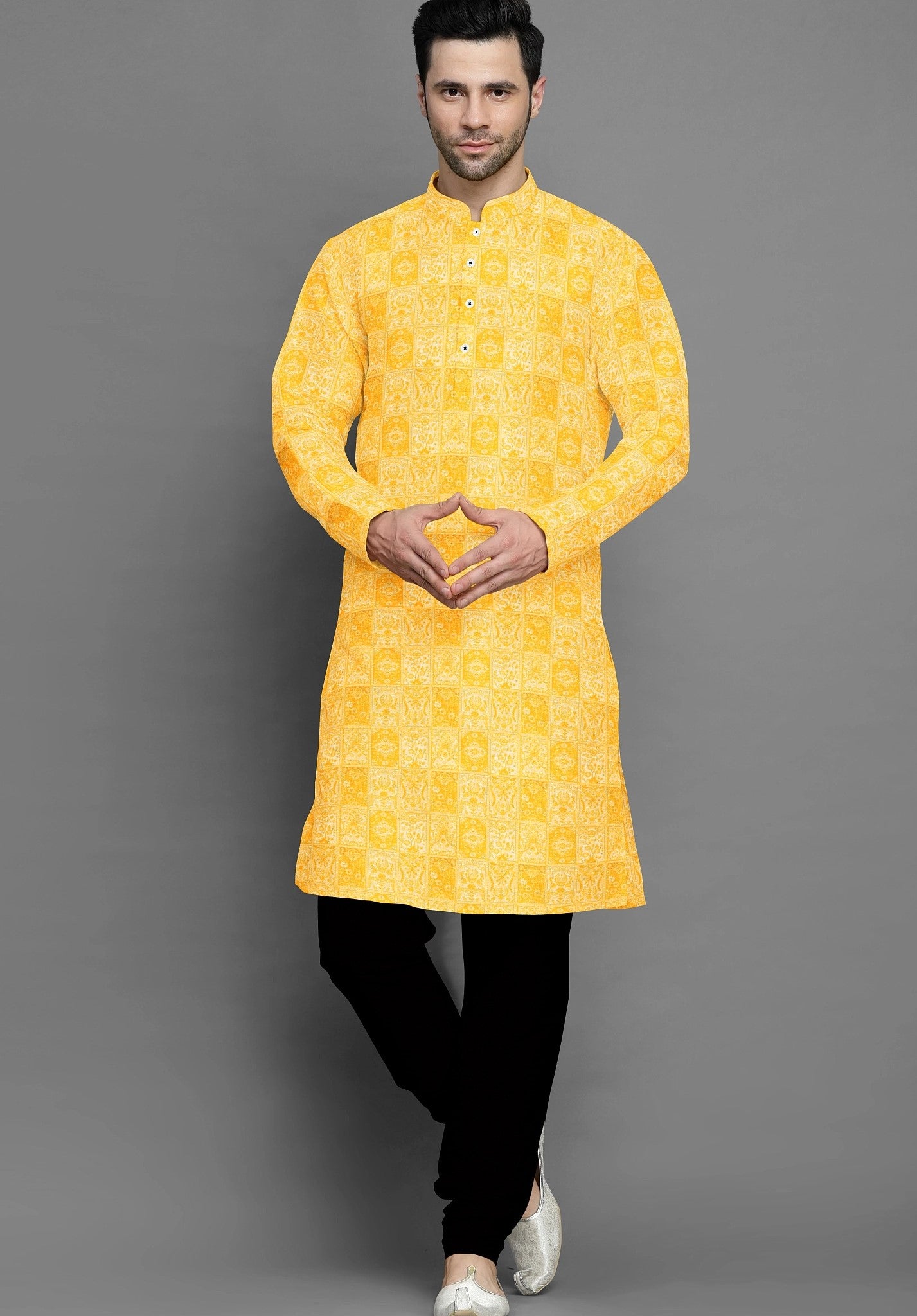 Tecido Cotton Blend Yellow Print Sequin Threaded Fabric