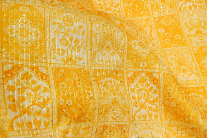 Tecido Cotton Blend Yellow Print Sequin Threaded Fabric